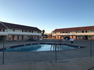 Royal Inn - Port Lavaca - 0