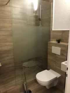 Super Lage, neu renovierte, gemütliche Unterkunft - Lübeck - 1