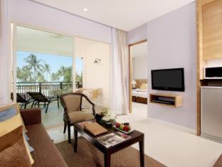 Kantary Beach Hotel Villas & Suites - 7