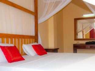 Hotel Marine at Negombo Beach - Negombo - 2