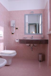 Pilgrim's Hotel - Cicognolo - 5