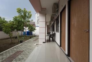 KoolKost Syariah near UPN Veteran - Medokanayu - 9