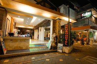 The Kubu Hotel - Kuta - 4