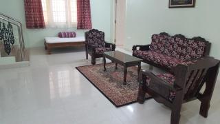Vazeer Residency Apt 4, 3BHK Fully Furnished - 8