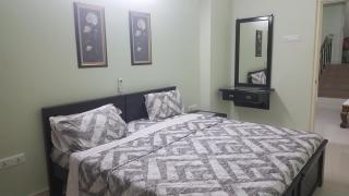 Vazeer Residency Apt 4, 3BHK Fully Furnished - 6