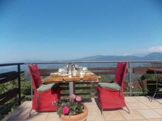 B&B Le Camelie del Bosco - Baiardo - 3
