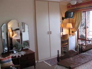 Amzee Bokmakierie Guest House - 2