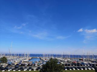 Sunny Seaside Apartment Kiel - 2