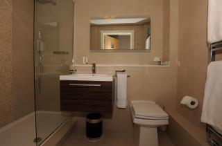 Tower Apartments - Southend-on-Sea - 1