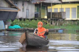 Arut Riverside Guesthouse - 9