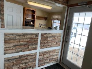 HOMETOWN INN - Charles City - 0
