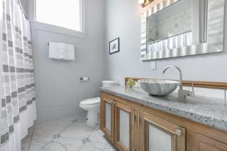 Cozy and Charming House Close to St Charles Ave - New Orleans - 1