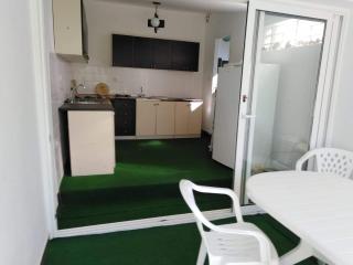 Apartments Free Parking Big Garden - Peroj - 7