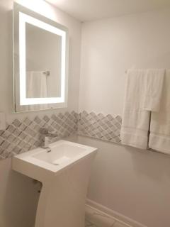7BR- SLEEPS 15! Celebrity Villa! Great Rates!! - 6