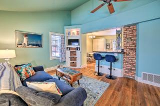Modern Home with Backyard, 1 Mi to Dtwn Sturgeon Bay - Sturgeon Bay - 3