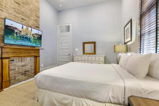 Modern 1-BD Near French Quarter - Walk to Superdome - 1
