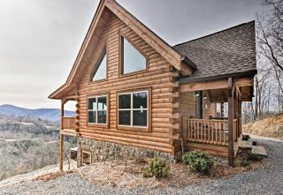 Elevated Cabin Bordering Smoky Mountain Natl Park - 5