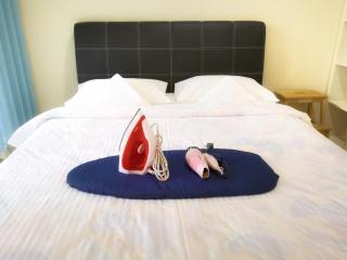 Suria Jelutong Studio by BeeStay - 6