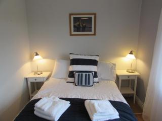 The Garden Room, Private Entrance Ensuite - 3