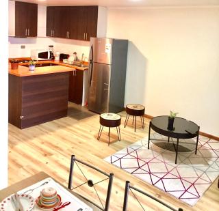 Departamento completo 43 mts2 (2 habs + 1 futón) - Centro Tomé - 5 personas max - Edificio Don Francisco - 7