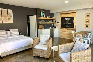 Lower Point Surf Studio 2 - 9