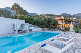 Villa Andonis Nissaki - 4