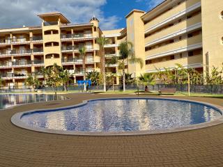 Urbanización Mar de Canet, 2 dormitorios con piscina comunitaria, garaje y wifi - Canet de Berenguer - 2