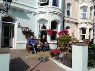 The Merrydale Guest House - Llandudno - 2