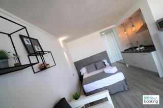 Experience Internacional Salou - Climatizado con piscina - 7