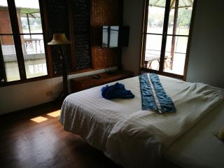 River Marina Resort - Uthai Thani - 1