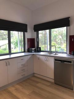 Gully Getaway - Creswick - 6