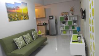 One Palm Tree Condo - Manila - 3