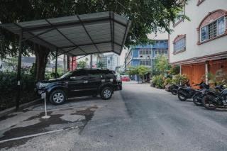 Reddoorz near Nagoya Hill Mall Batam 5 - Batam Center - 5