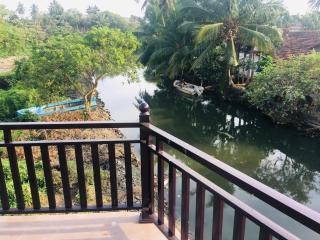 Canal's Edge - 6