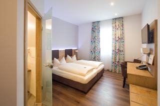 Hotel Bauer garni - Ingolstadt - 1