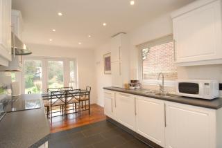 Abacus Bed and Breakfast, Blackwater, Hampshire - Camberley - 3