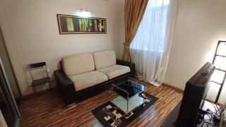 One bedroom. Lux. 17 Baseina str. Near Gulliver - Kiev - 2