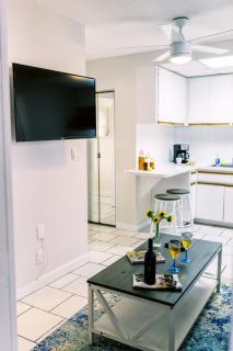 Beachside Gardens Apartments By Lowkl - Deerfield Beach - 4
