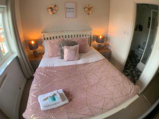 Harpers brook house, Netflix TVs and fast WIFI - Corby - 0