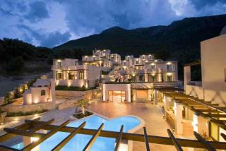 Hotel Tesoro - Nikiana - 0