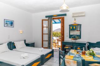 Surfer Paradise - Naxos Chora - 3