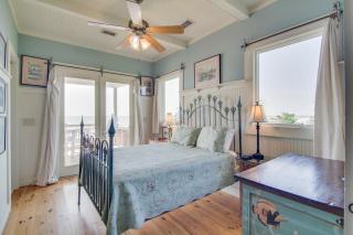 Charisma By The Sea - 6