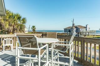 Lounging by the Sea - Galveston - 8