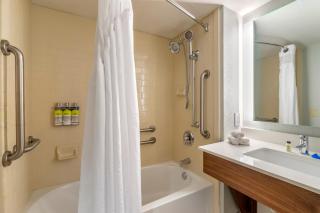 Holiday Inn Express Cape Coral-Fort Myers Area by IHG - 1