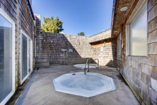 The Embarcadero Condos - Newport - 8