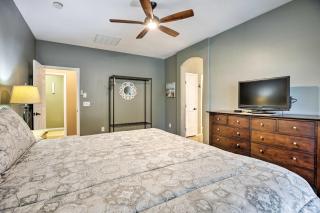 Family Home with Pool, BBQ and Fire Pit in Goodyear - Goodyear - 1