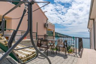 Apartments Villa J i M by the sea - Rogoznica - 9