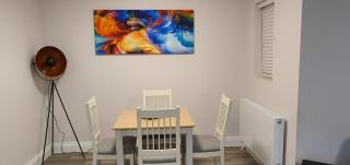 Garland Modern Spacious Apartment, Brentwood 1 - Brentwood - 8
