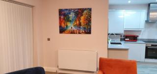 Garland Modern Spacious Apartment, Brentwood 1 - Brentwood - 7