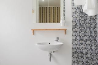 Strategic and Posh Studio Apartment No Kitchen Aeropolis Residence By Travelio - 2